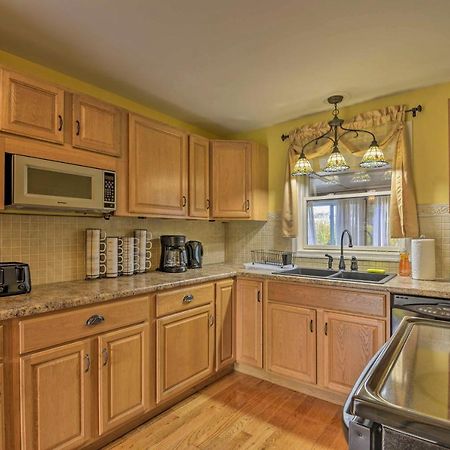 Spacious Home By Finger Lakes And Watkins Glen! Burdett Kültér fotó