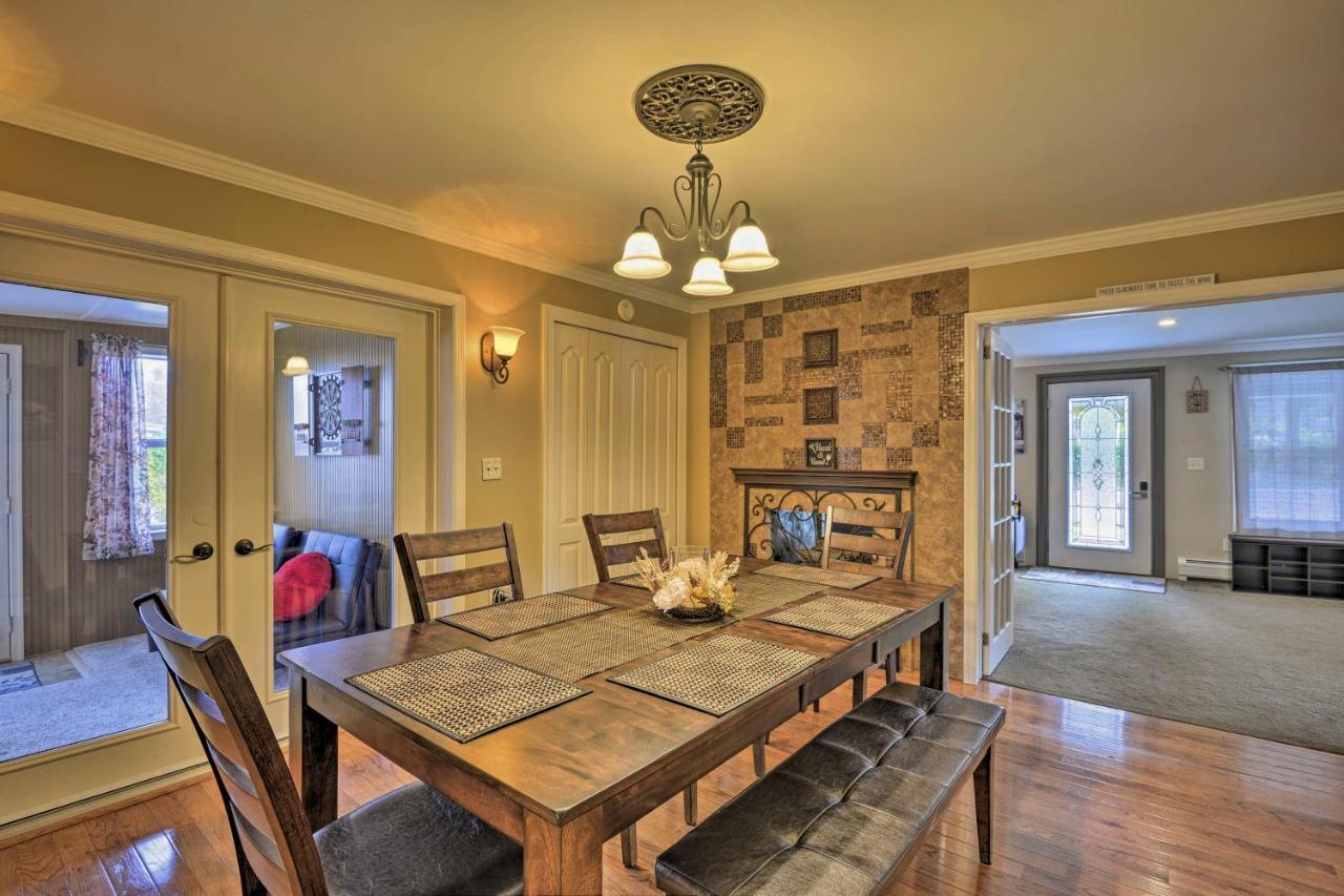 Spacious Home By Finger Lakes And Watkins Glen! Burdett Kültér fotó