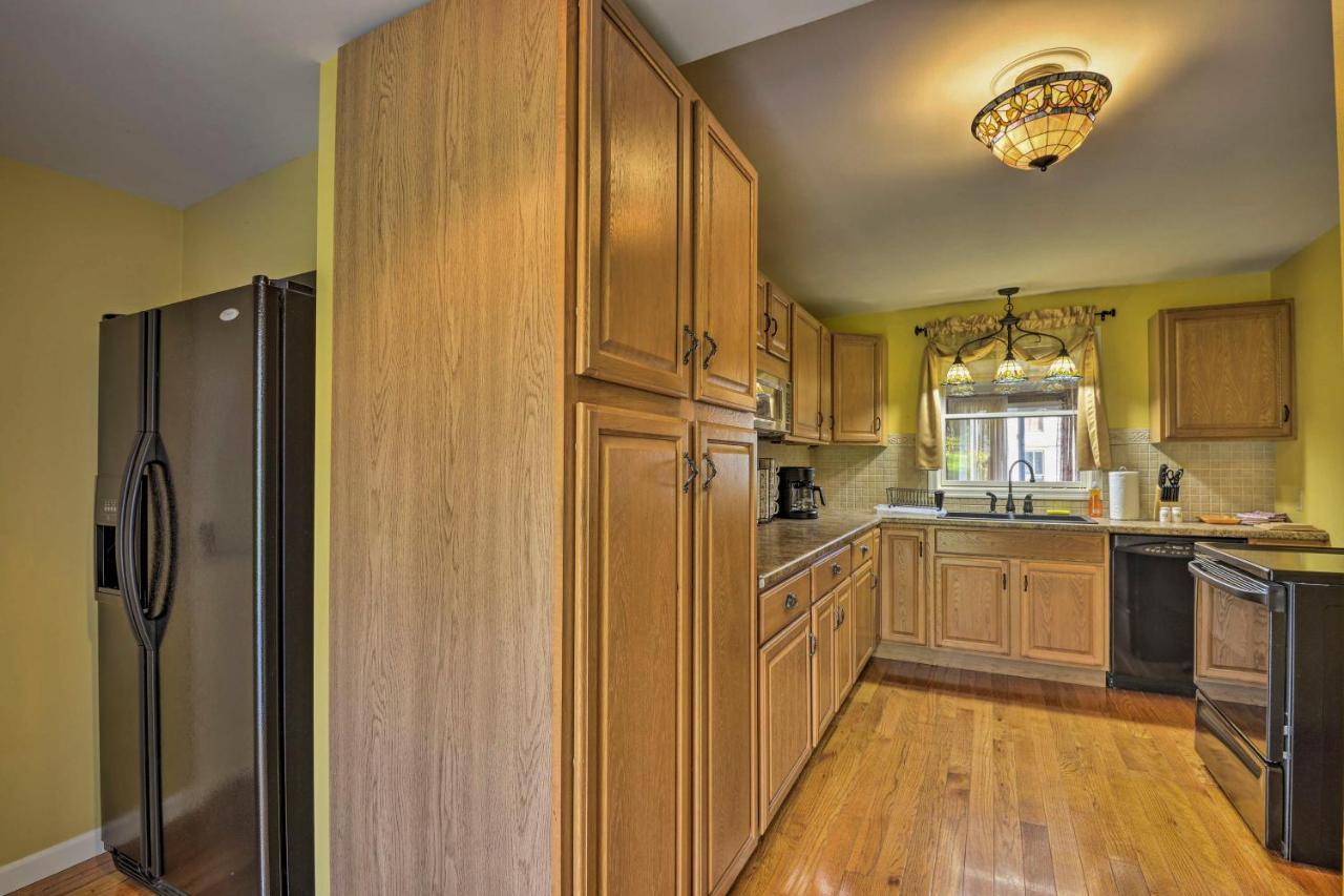 Spacious Home By Finger Lakes And Watkins Glen! Burdett Kültér fotó