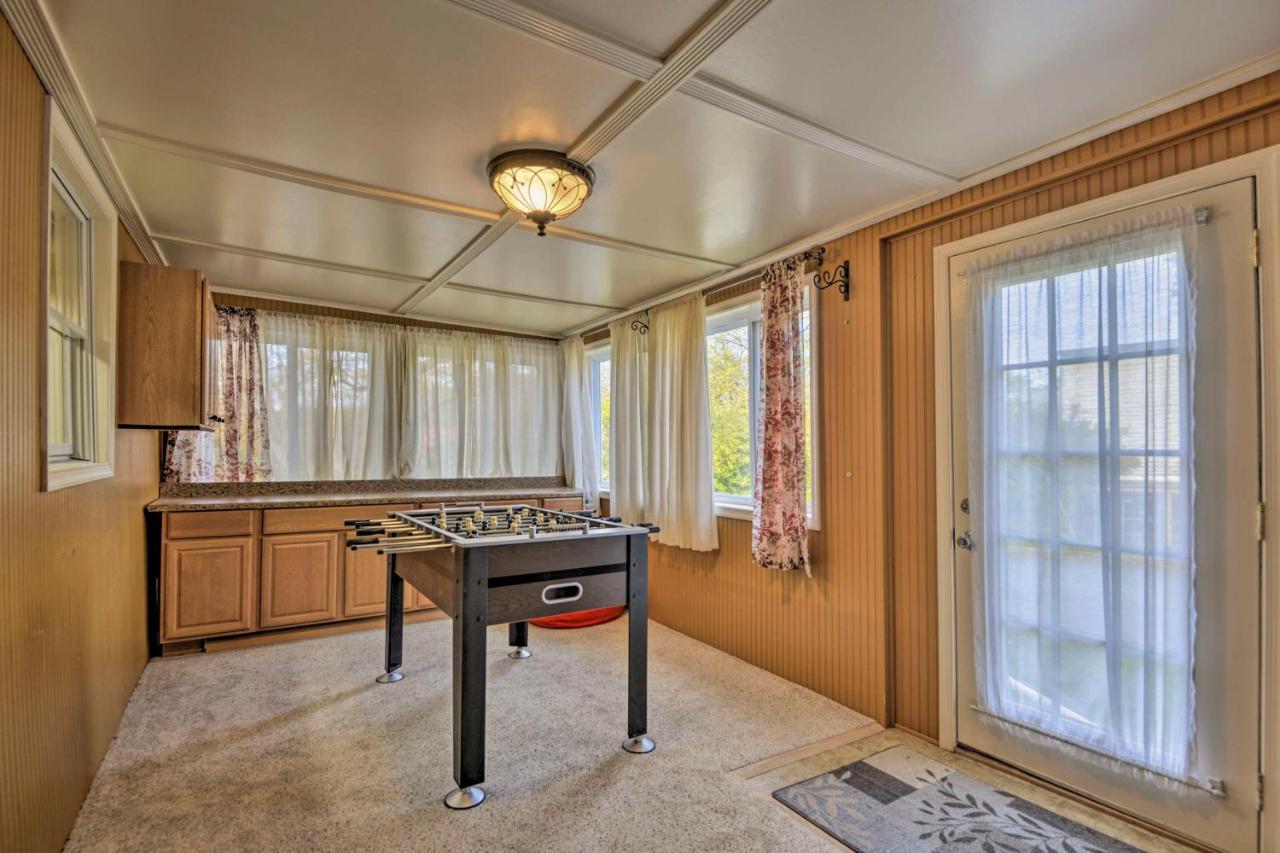 Spacious Home By Finger Lakes And Watkins Glen! Burdett Kültér fotó